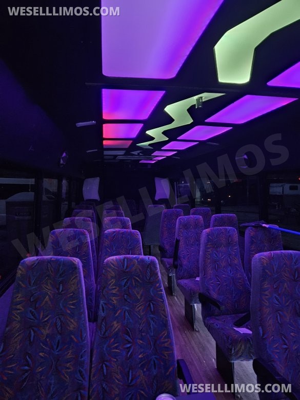 2007 Ford F650 Shuttle Bus
