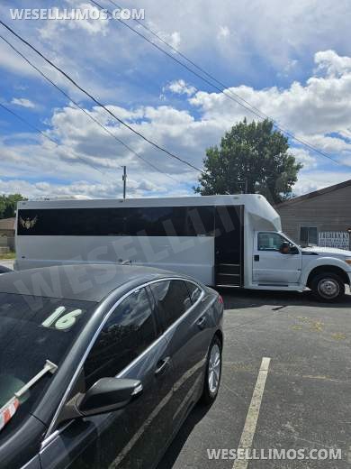 2013 Tiffany  Ford F550 Limo Bus