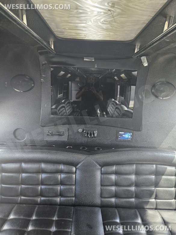 2013 Tiffany  Ford F550 Limo Bus