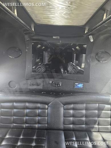2013 Tiffany  Ford F550 Limo Bus
