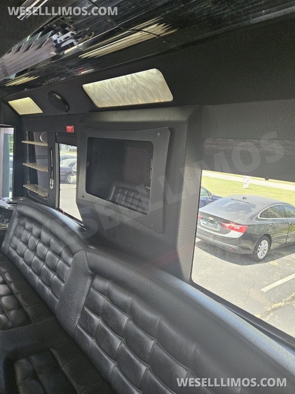 2013 Tiffany  Ford F550 Limo Bus