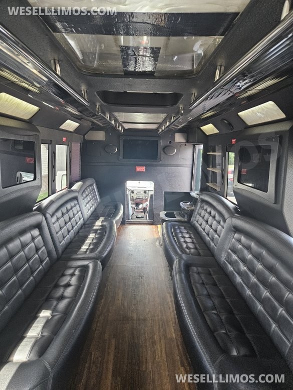 2013 Tiffany  Ford F550 Limo Bus