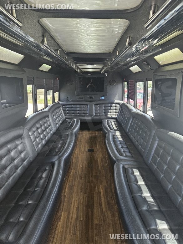 2013 Tiffany  Ford F550 Limo Bus