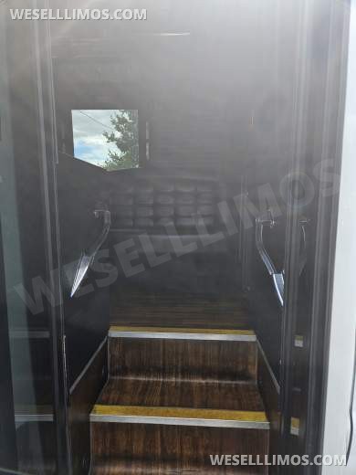 2013 Tiffany  Ford F550 Limo Bus
