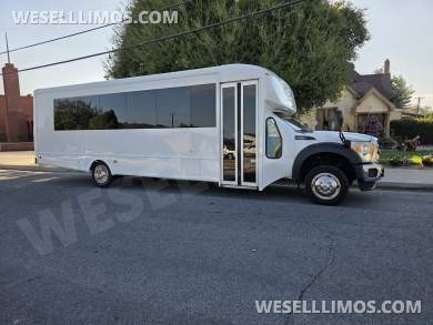 2014 Starcraft  Ford F550  Limo Bus