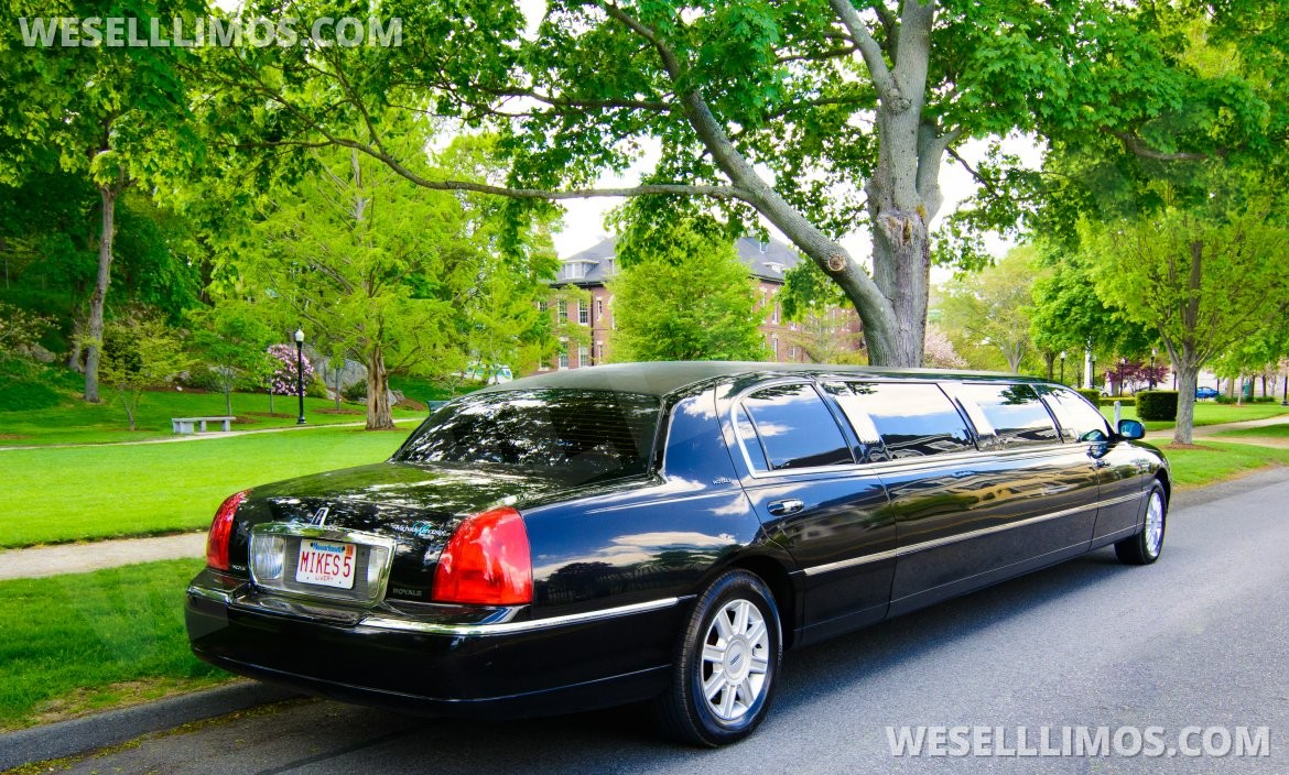 Photo of Limousine for sale: 2006 Lincoln Town Car 120&quot; by Royale