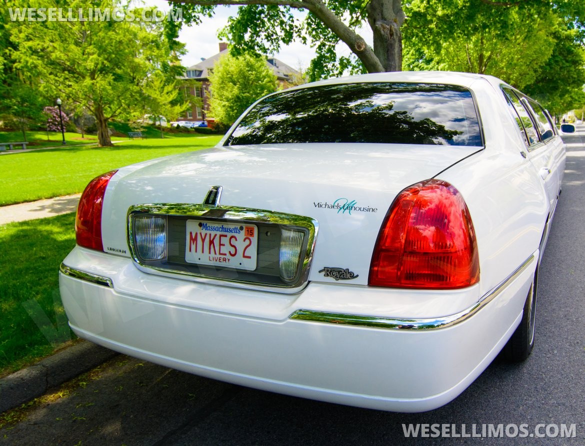 Photo of Limousine for sale: 2011 Lincoln Town Car 120&quot; by Royale Limousine
