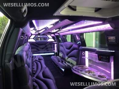2018 Pinnacle Limousine Chevrolet Suburbalade Limousine