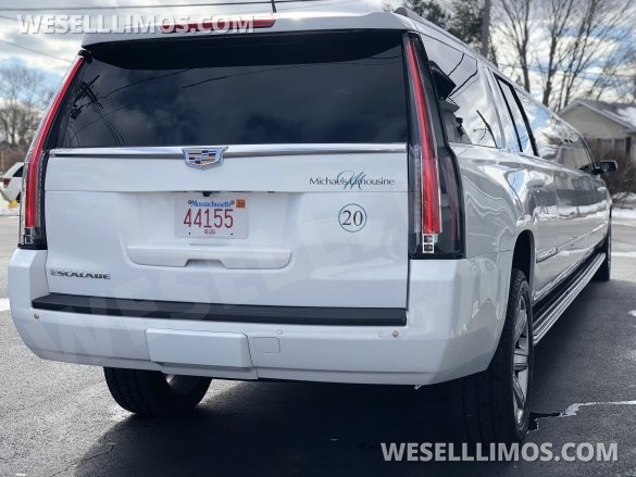 2018 Pinnacle Limousine Chevrolet Suburbalade Limousine