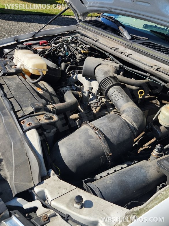 2005 ECB Ford Excursion SUV Stretch
