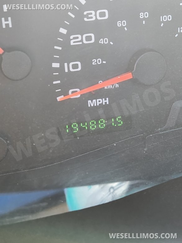 2005 ECB Ford Excursion SUV Stretch