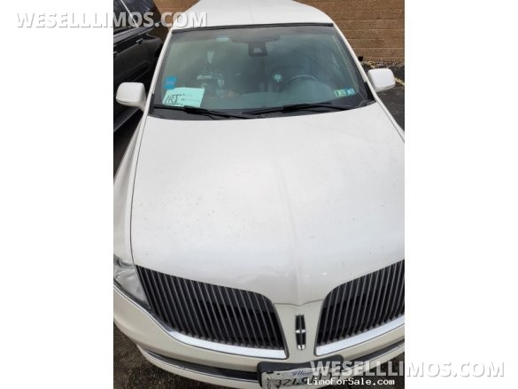 2013 Elite Coach Lincoln MKT Limousine