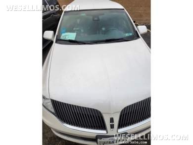 2013 Elite Coach Lincoln MKT Limousine