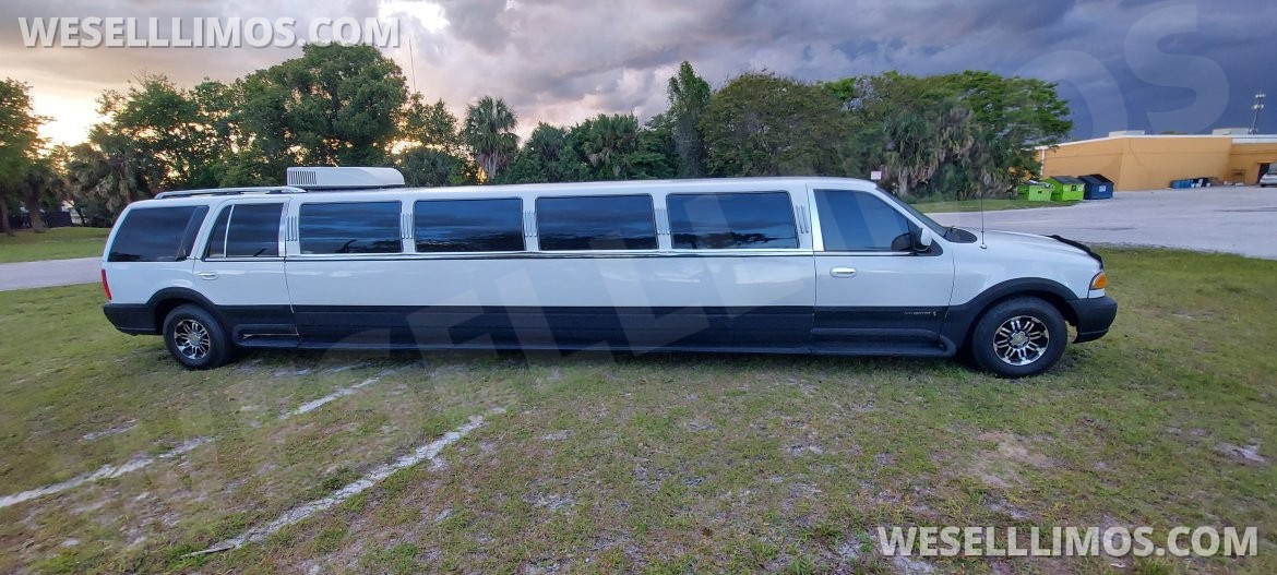 Photo of SUV Stretch for sale: 2000 Lincoln Navigator  Ultra-Stretch 18- passenger  Limousine 35&quot; by Ultra Limousines  *one of kind* Limo that you can run the Air Conditioner all night and take it camping anywhere in the United States