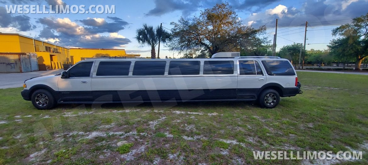 Photo of SUV Stretch for sale: 2000 Lincoln Navigator  Ultra-Stretch 18- passenger  Limousine 35&quot; by Ultra Limousines  *one of kind* Limo that you can run the Air Conditioner all night and take it camping anywhere in the United States