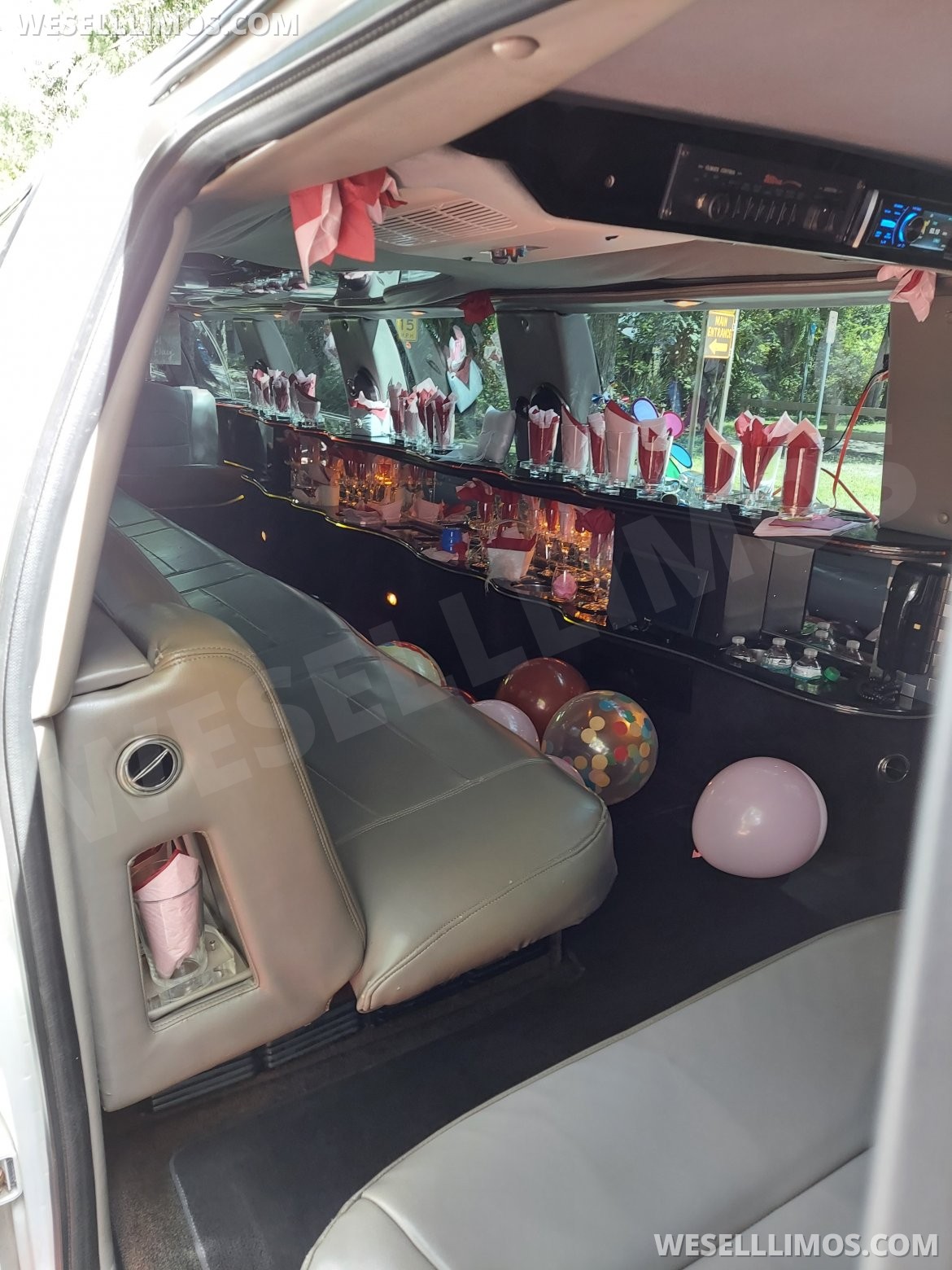 Photo of SUV Stretch for sale: 2000 Lincoln Navigator  Ultra-Stretch 18- passenger  Limousine 35&quot; by Ultra Limousines  *one of kind* Limo that you can run the Air Conditioner all night and take it camping anywhere in the United States