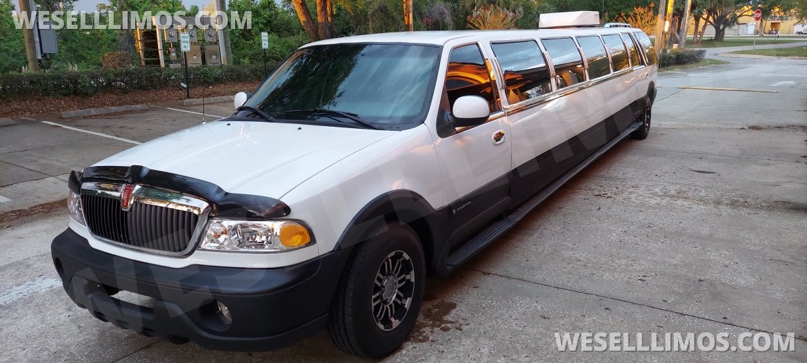 Photo of SUV Stretch for sale: 2000 Lincoln Navigator  Ultra-Stretch 18- passenger  Limousine 35&quot; by Ultra Limousines  *one of kind* Limo that you can run the Air Conditioner all night and take it camping anywhere in the United States