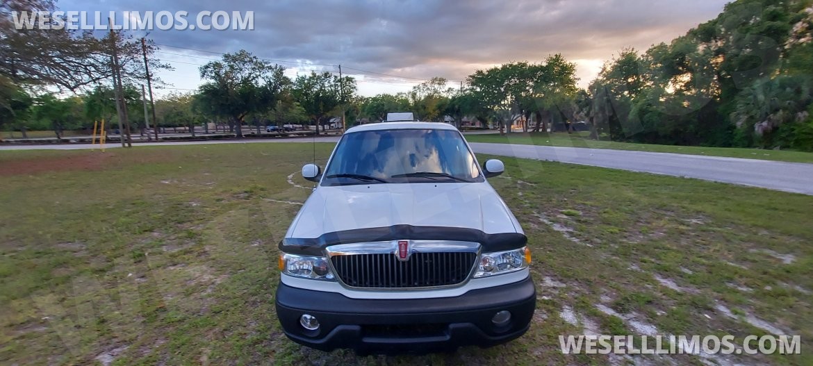 Photo of SUV Stretch for sale: 2000 Lincoln Navigator  Ultra-Stretch 18- passenger  Limousine 35&quot; by Ultra Limousines  *one of kind* Limo that you can run the Air Conditioner all night and take it camping anywhere in the United States