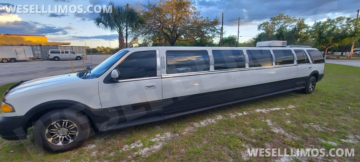 Photo of SUV Stretch for sale: 2000 Lincoln Navigator  Ultra-Stretch 18- passenger  Limousine 35&quot; by Ultra Limousines  *one of kind* Limo that you can run the Air Conditioner all night and take it camping anywhere in the United States