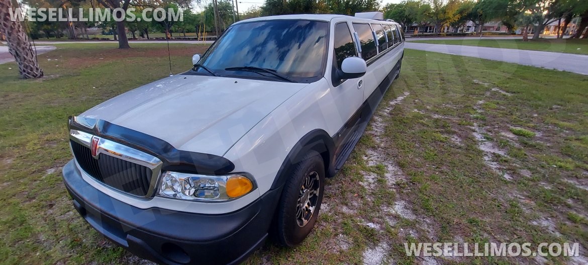 Photo of SUV Stretch for sale: 2000 Lincoln Navigator  Ultra-Stretch 18- passenger  Limousine 35&quot; by Ultra Limousines  *one of kind* Limo that you can run the Air Conditioner all night and take it camping anywhere in the United States