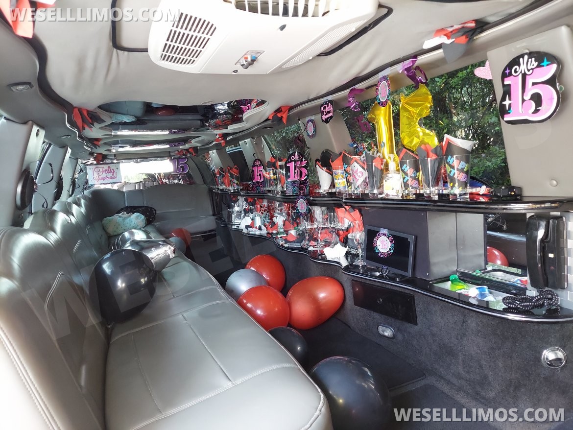 Photo of SUV Stretch for sale: 2000 Lincoln Navigator  Ultra-Stretch 18- passenger  Limousine 35&quot; by Ultra Limousines  *one of kind* Limo that you can run the Air Conditioner all night and take it camping anywhere in the United States