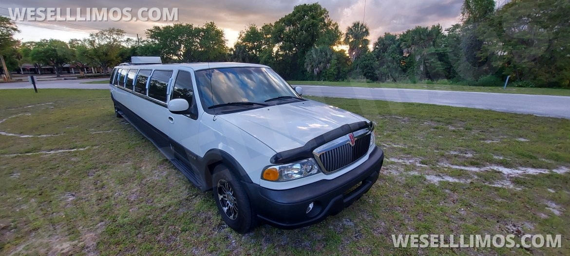 Photo of SUV Stretch for sale: 2000 Lincoln Navigator  Ultra-Stretch 18- passenger  Limousine 35&quot; by Ultra Limousines  *one of kind* Limo that you can run the Air Conditioner all night and take it camping anywhere in the United States