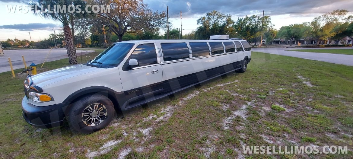 Photo of SUV Stretch for sale: 2000 Lincoln Navigator  Ultra-Stretch 18- passenger  Limousine 35&quot; by Ultra Limousines  *one of kind* Limo that you can run the Air Conditioner all night and take it camping anywhere in the United States