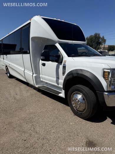2019 Grech  Ford F550 GM 33 Executive Shuttle