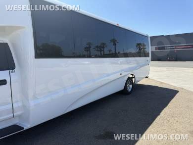 2019 Grech  Ford F550 GM 33 Executive Shuttle