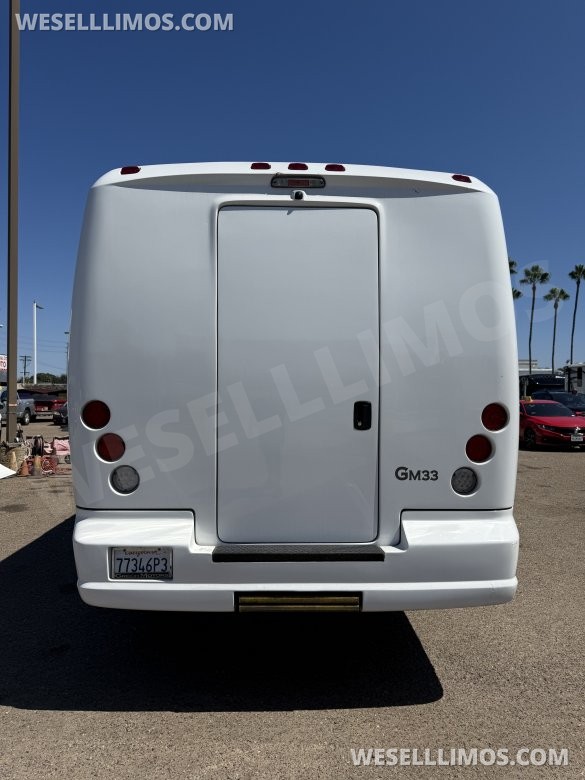 2019 Grech  Ford F550 GM 33 Executive Shuttle