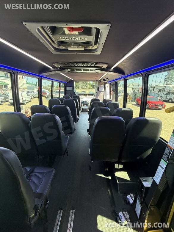 2019 Grech  Ford F550 GM 33 Executive Shuttle