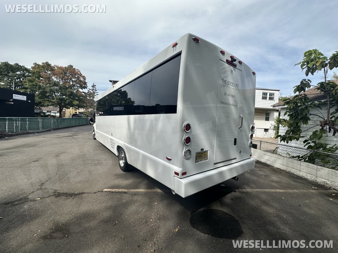 Photo of Limo Bus for sale: 2016 Ford F550 32&quot; by Tiffany