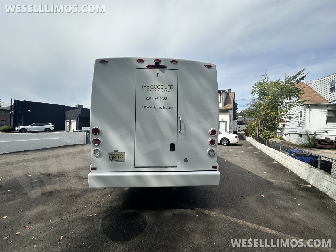 Photo of Limo Bus for sale: 2016 Ford F550 32&quot; by Tiffany