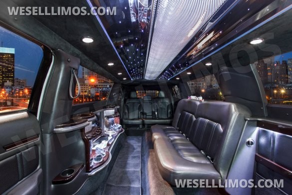 2014 Executive Coach Lincoln MKT  Limousine