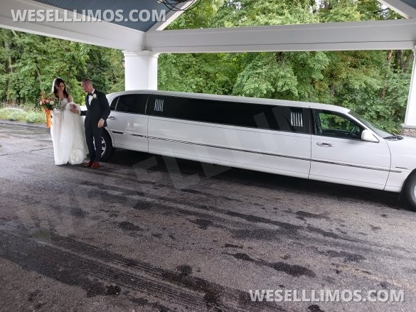 2007 Krystal Lincoln Town Car Limousine
