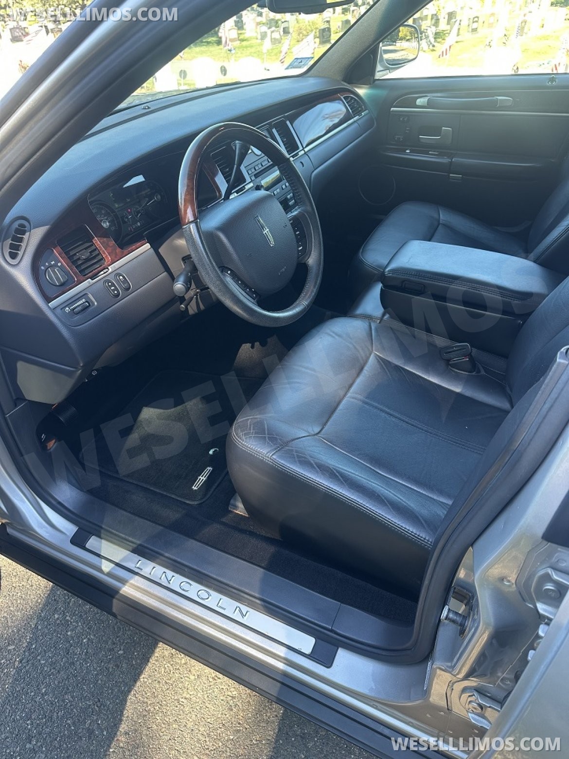 Photo of Sedan for sale: 2008 Lincoln Signature Limited by Lincoln