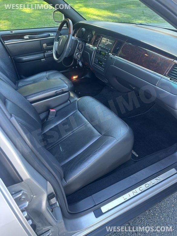 2008 Lincoln Lincoln Signature Limited Sedan