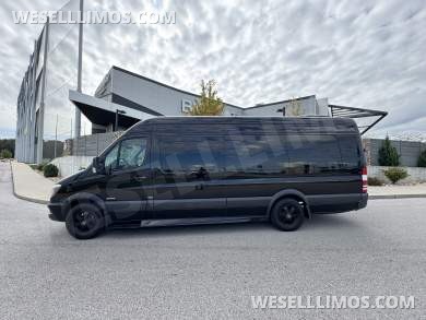 2014 First Class Customs, Inc. Mercedes-Benz Limo Sprinter Sprinter