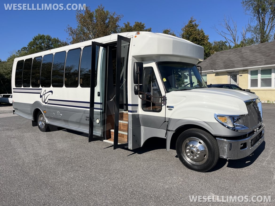 Shuttle Bus for sale: 2014 International IC AC by Turtle Top