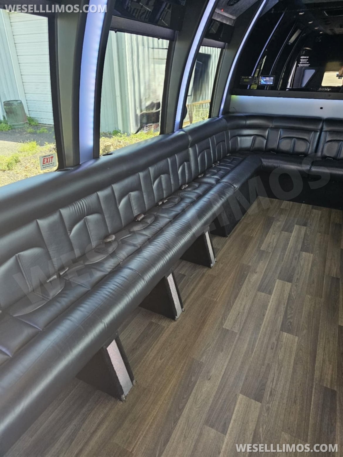 Photo of Limo Bus for sale: 2019 Ford Berkshire / Battisti Limo 28" by Berkshire / Battisti Limo