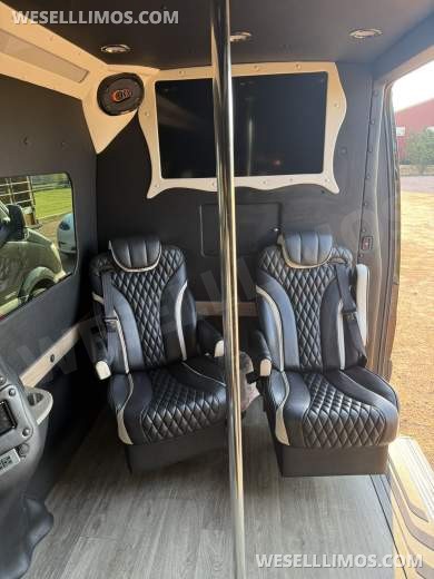2021 Clean Ride Customs Mercedes-Benz Sprinter 3500 Sprinter