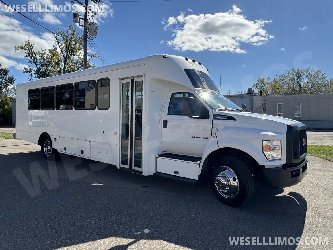 Photo of Shuttle Bus for sale: 2017 Ford F-650 by Glaval