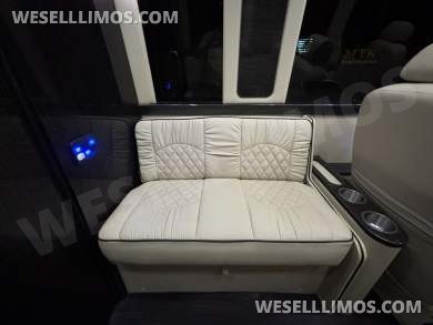 2018 Midwest Automotive Designs Mercedes-Benz Sprinter 3500 Daycruiser