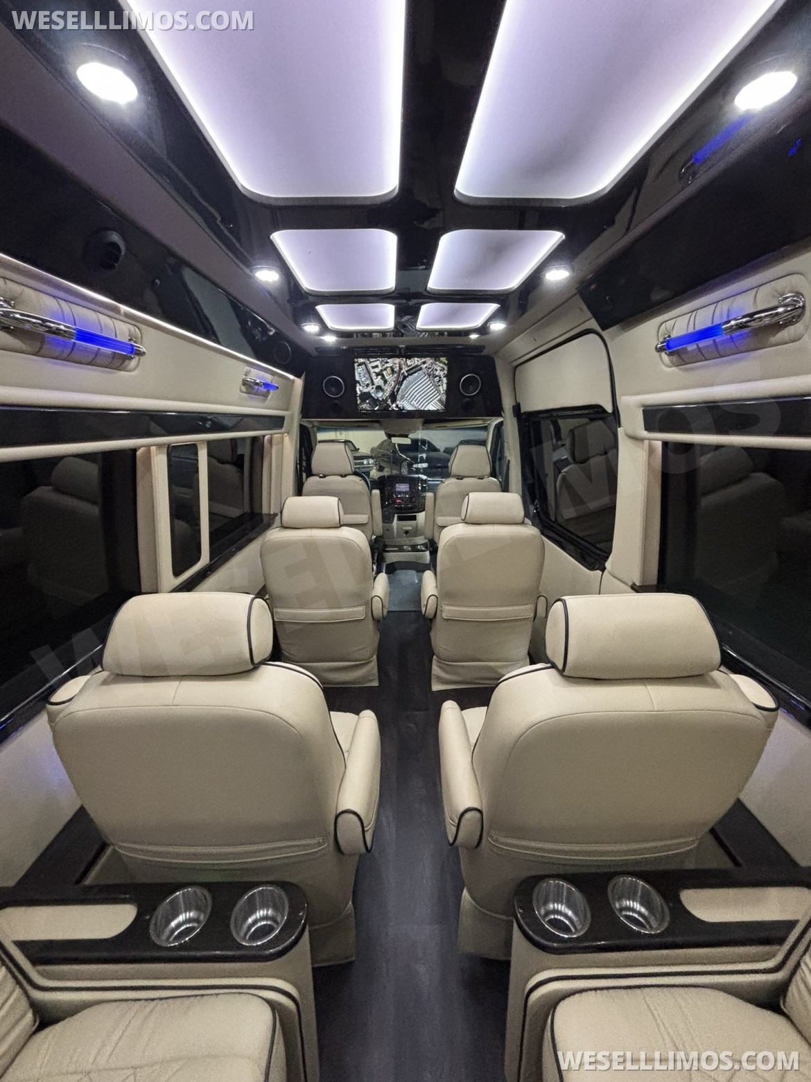 Photo of Sprinter for sale: 2018 Mercedes-Benz Sprinter 3500 Daycruiser 170" by Midwest Automotive Designs