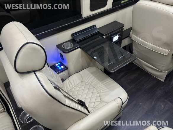 2018 Midwest Automotive Designs Mercedes-Benz Sprinter 3500 Daycruiser