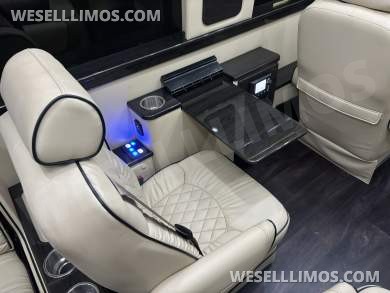 2018 Midwest Automotive Designs Mercedes-Benz Sprinter 3500 Daycruiser