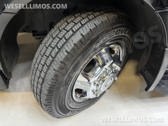 2018 Midwest Automotive Designs Mercedes-Benz Sprinter 3500 Daycruiser