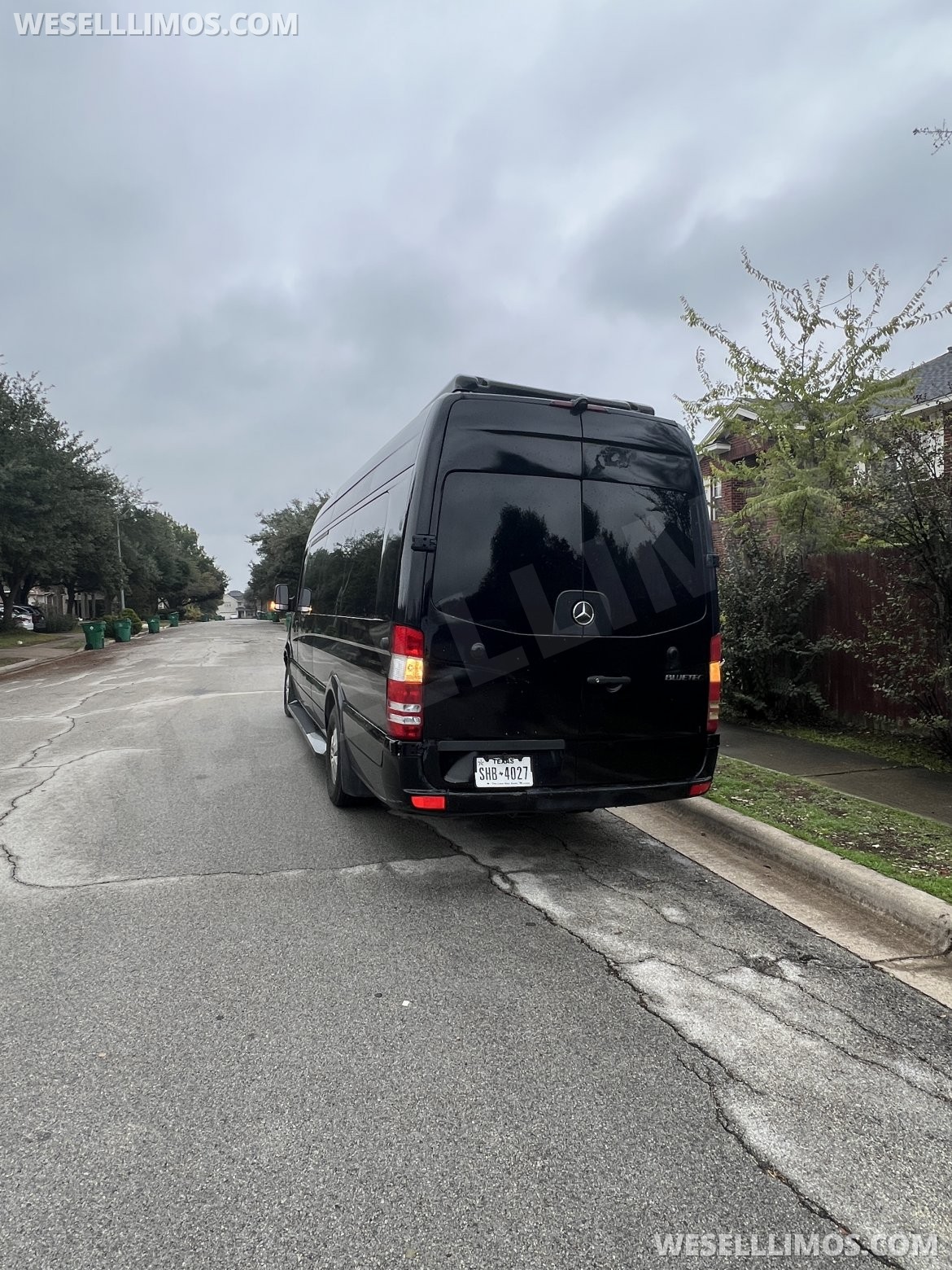 Photo of Limo Bus for sale: 2013 Mercedes-Benz Limo Party Bus