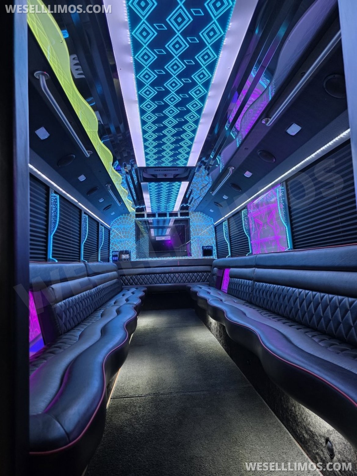 Limo Bus for sale: 2015 Ford F550 by LGE/Glaval