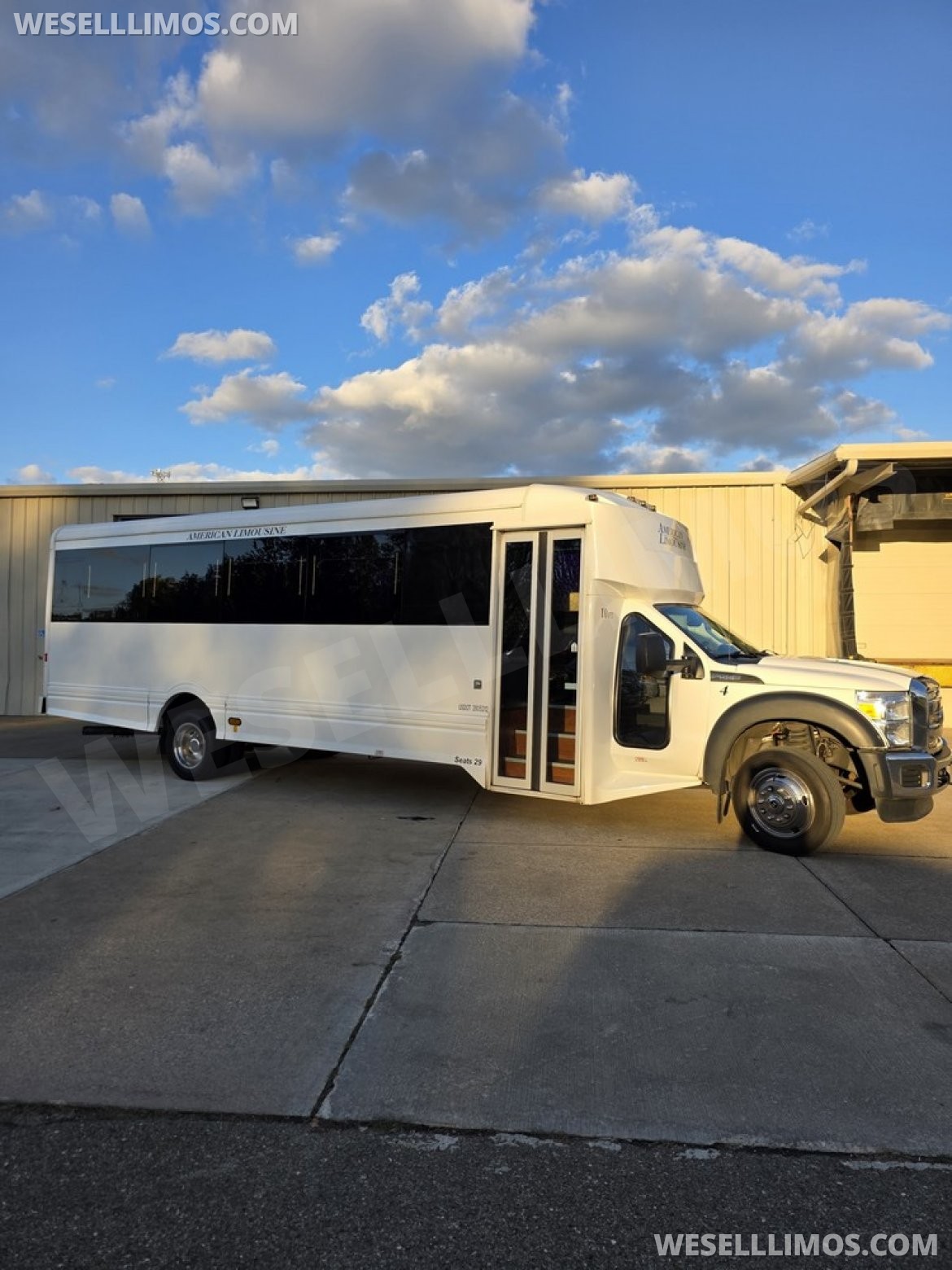 Photo of Limo Bus for sale: 2015 Ford F550 by LGE/Glaval